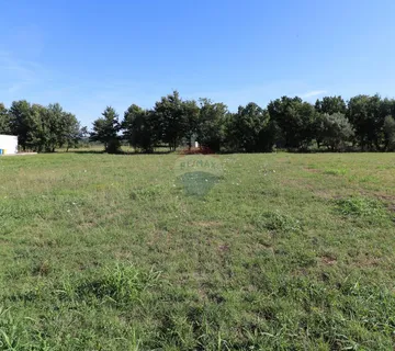 POREČ-građevinsko zemljište stambene namjene - cover