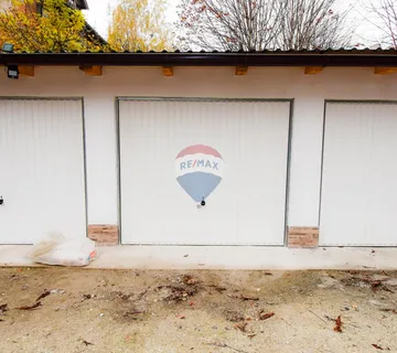 Zagreb, Centar, Martićeva ulica, garaža - cover