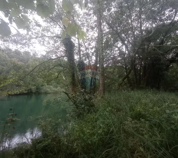 Donje dubrave, zemljište na rijeci Mrežnici 799 m2 - cover