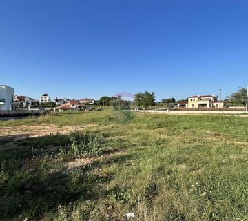 Kaštelir, građevinsko zemljište 1616 m2 - cover
