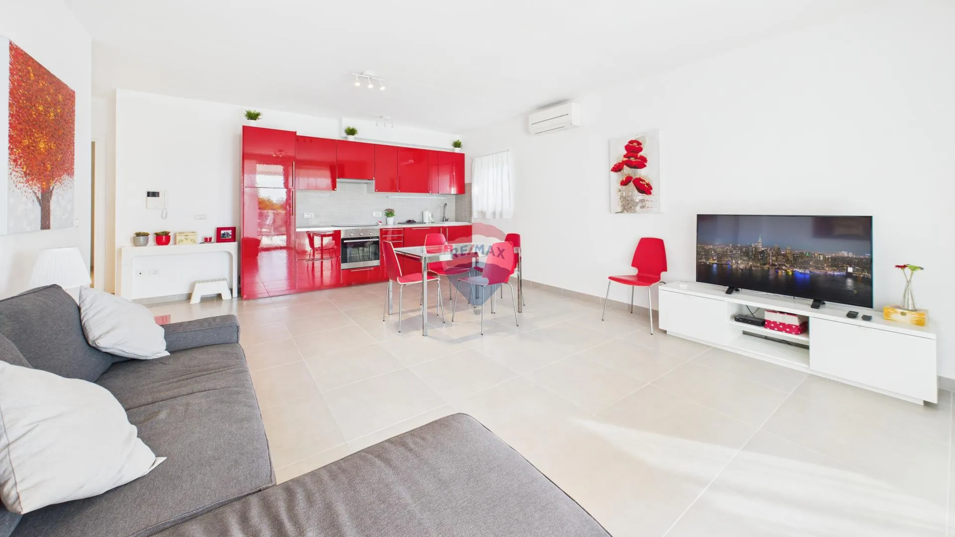 ISTRA, FAŽANA OKOLICA - predivan stan s pogledom na more - cover