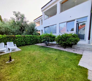 OTOK KRK-GRAD KRK apartman u prizemlju 100 metara do mora - cover