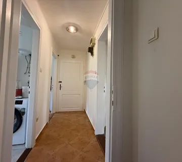 Rijeka, Centar, Dvosobni klasičan stan 72m2 - cover