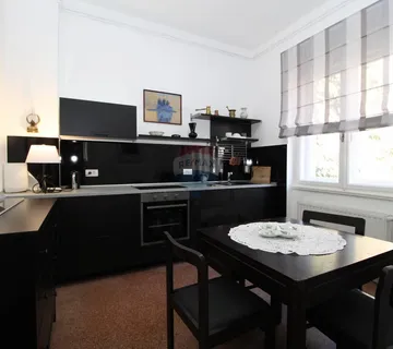 Rijeka, Pećine, najam etaže Vile površine 165m2 - cover