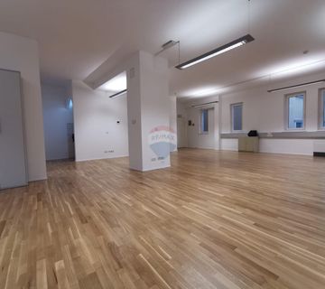 Rijeka, centar, poslovni prostor 110m2, 1 kat, lift  - cover