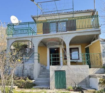Rijeka, Kostrena, samostojeća kuća, pogled na more - cover