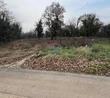 Sveti Lovreč - okolica, građevinsko zemljište u mirnom mjestu - cover