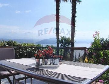 OPATIJA - stan u visokom prizemlju s velikom terasom - cover