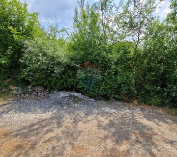 Istra, Svetvinčenat, Negrađevinsko Zemljište 403m2 - cover