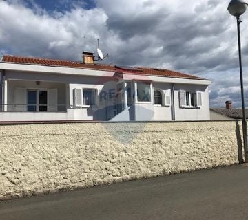 Otok Krk,Vantačići,atraktivna samostojeća kuća, 100m udaljena od mora - cover