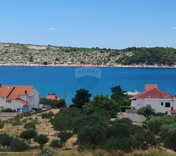 Rab, Barbat - potkrovlje s velikom terasom, blizina plaže - cover