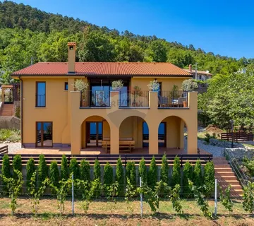 IČIĆI, Poljane - Kuća za najam - cover