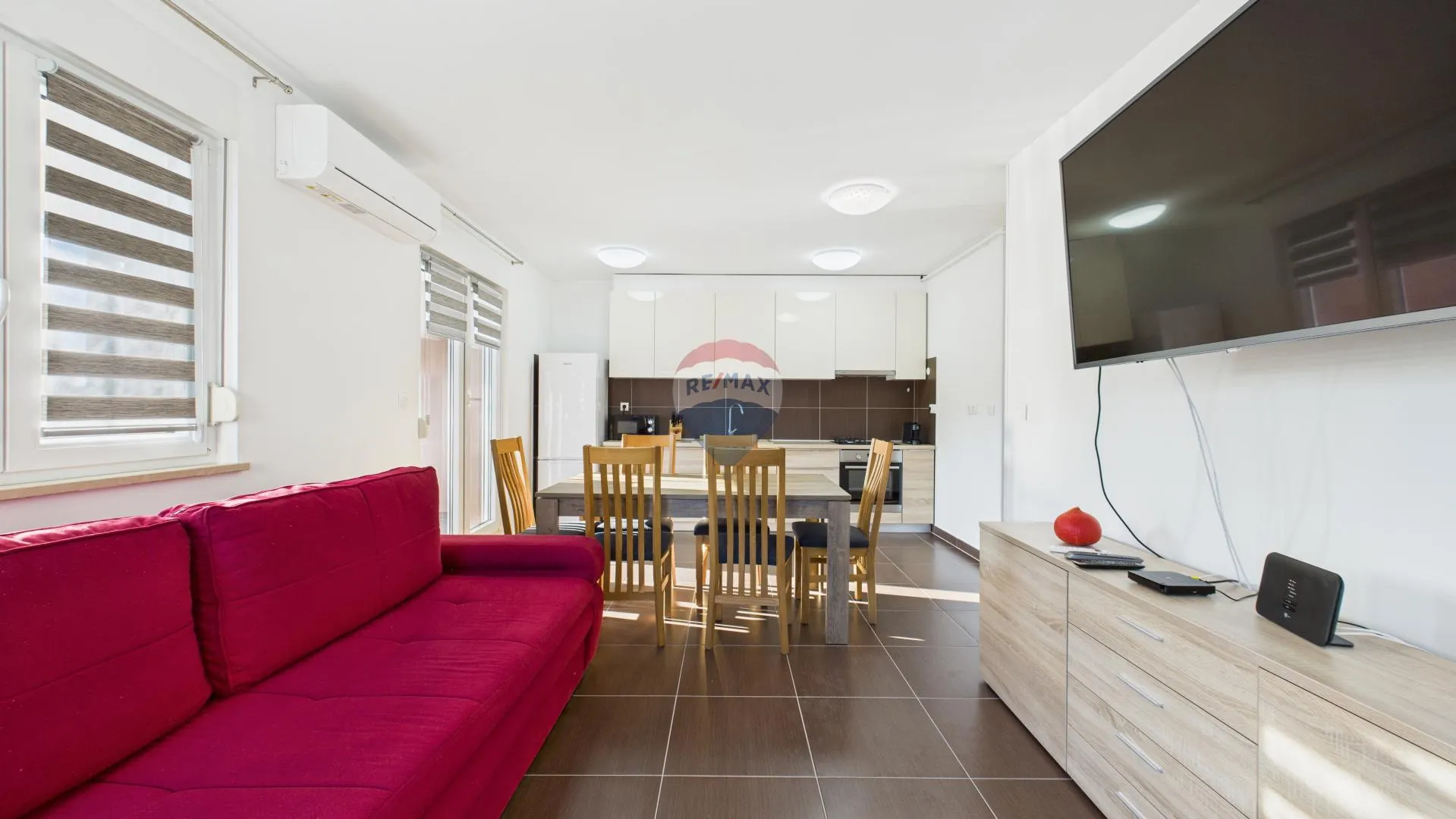 PULA, VIDIKOVAC - stan blizina plaže, lift - cover