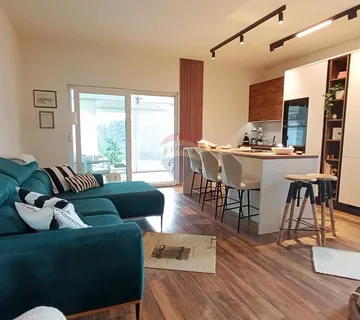 Velika Gorica, Galženica - stan 83,78m2 sa vrtom - cover