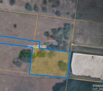 Istra, Štinjan - Građevinsko zemljište u blizini mora 660m2 - cover
