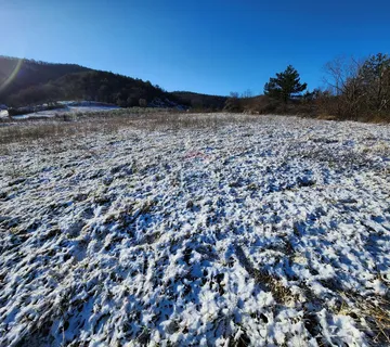 Istra, Karojba - građevinsko zemljište 1225 m2 - cover
