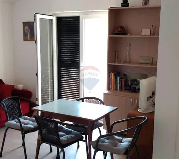 OTOK KRK - PUNAT apartman za cjelogodišnji najam - 250 metara do mora - cover