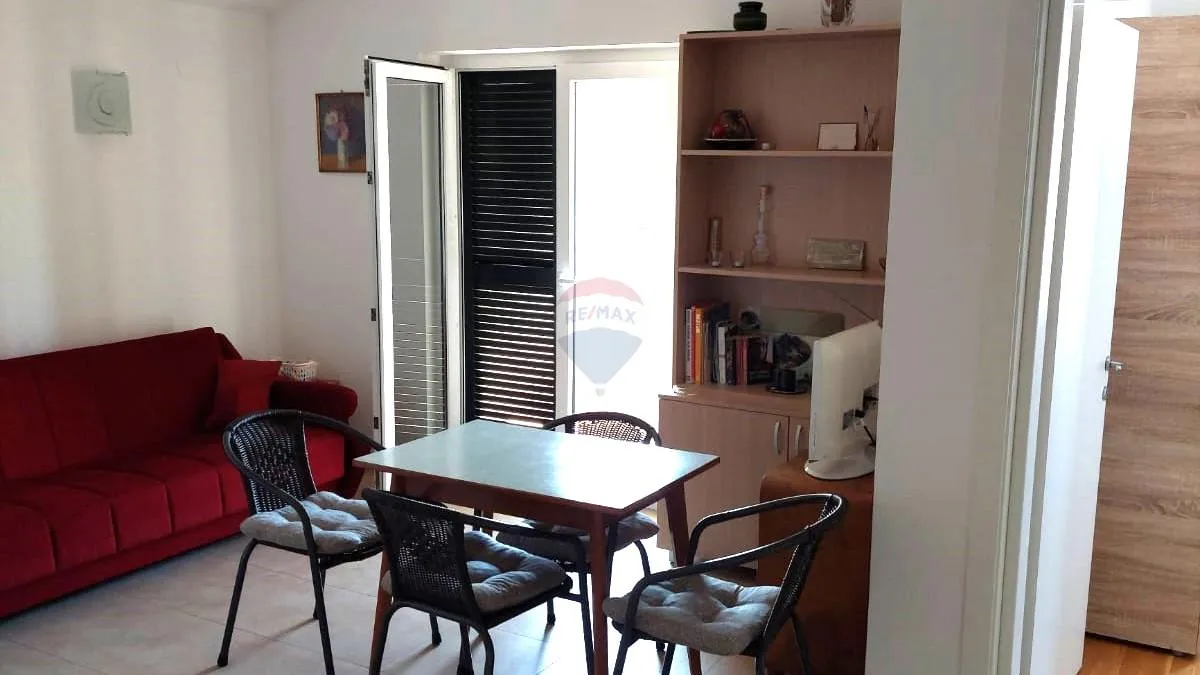 OTOK KRK - PUNAT apartman za cjelogodišnji najam - 250 metara do mora - cover
