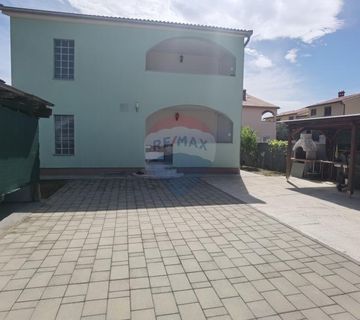 ISTRA-VALBANDON, kuća  udaljena 600m od mora - cover