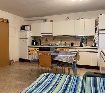 Novi Vinodolski,okolica,dva stana,pogled na more - cover