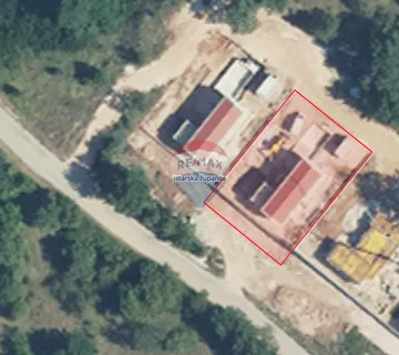 Istra, Labin - nova villa s bazenom i velikom okućnicom - cover