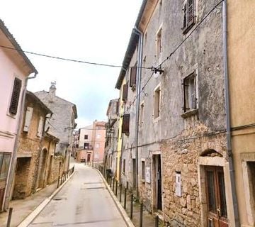 ISTRA, VODNJAN - kuća s dvorištem za renoviranje - cover