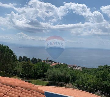 OPATIJA, POBRI - obiteljska vila s bazenom i panoramskim pogledom - cover