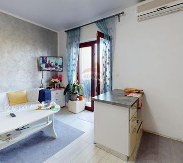Rovinj,2 stana,60m2+30m2,Lamanova,parking - cover