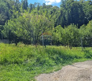 Donja Stubica, Stubičke Toplice - građevinski teren 885 m2 - cover