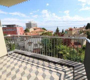 OPATIJA CENTAR - trosobni stan, novogradnja - cover