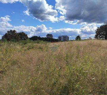 Karlovac; Švarča - građevinsko zemljište 4563 m2 na odličnoj lokaciji - cover