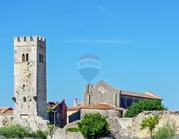 Istra, Lovreč- poljoprivredno zemljište - cover