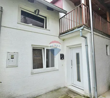 Zagreb, Črnomerec - kuća kod okretišta tramvaja - cover