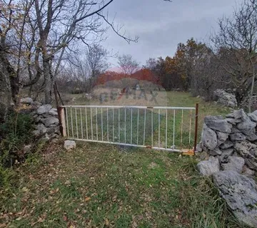 Otok Krk, Vrbnik, poljoprivredno zemljište, 2604 m2 - cover