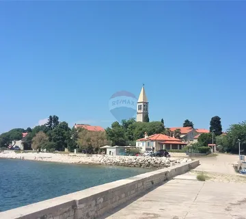 Umag - Lovrečica, atraktivan teren blizu plaže - cover