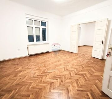 Karlovac; Zvijezda - peterosoban stan pogodan i za poslovne djelatnosti - cover