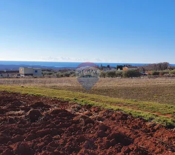Istra, Kaštelir - građevinsko zemljište s pravomoćnom građevinskom dozvolom - cover