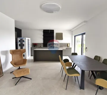 Istra, Rakalj- moderna vila s bazenom i pogledom na more - cover