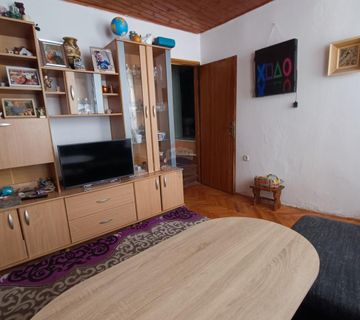 Rovinj, dvosoban stan u strogradskoj jezgri - cover