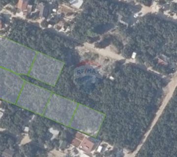 Istra, Peruški vikend parcela 200 metara do mora - cover