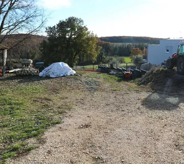 POREČ-građevinska parcela s pogledom na more - cover