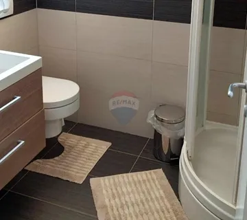 OTOK KRK - PUNAT apartman za cjelogodišnji najam - 250 metara do mora - cover