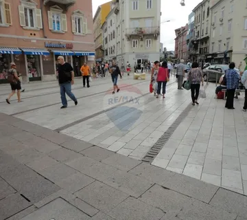 Rijeka-strogi centar-poslovni prostor za trgovinu - cover