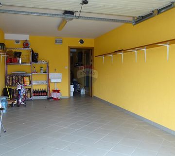Opatija, Ičići, stan 150m2, pogled, garaža, 200m od mora - cover
