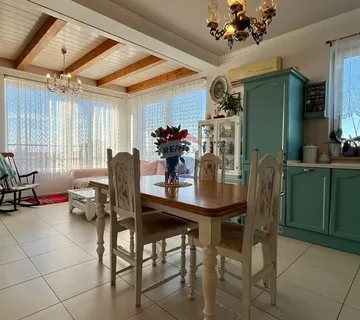 Istra, Poreč, okolica - stan s otvorenim pogledom na more - cover