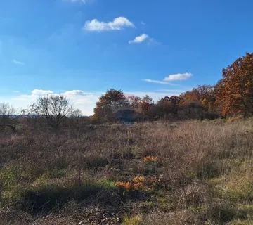 Barat, poljoprivredno zemljište s pogledom na more - cover