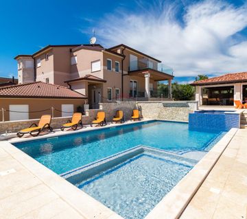 Istra, Loborika- Villa od 600 m2 sa bazenom - cover