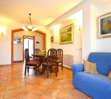 Istra,Rovinj,stan pogled more+parking,55m2,2 spavaće sobe - cover