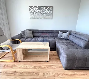 Rijeka, Kastav, stan površine 100m2, terasa 50m2 - cover