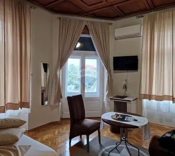 Najam apartman u centru Rijeke - cover